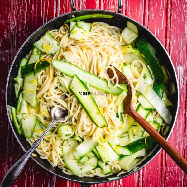 Lemon Spaghetti with Raw Zucchini featured image.